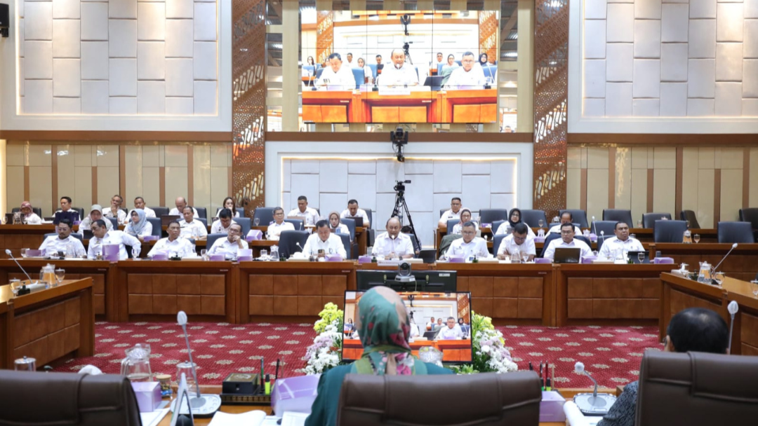 Rapat dengan Komisi IX DPR, BGN Lahat Paparkan Progres MBG 